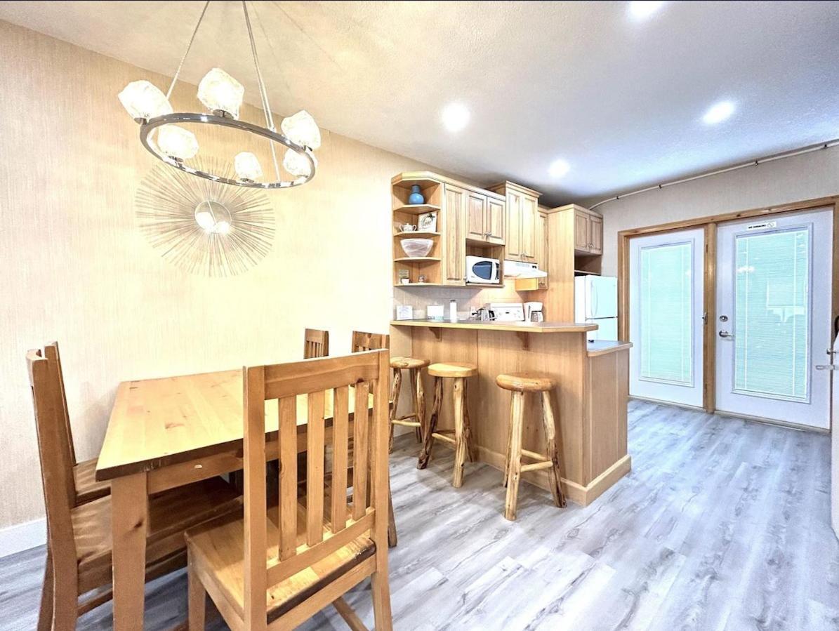 Banff Wood Lodge Canmore Zewnętrze zdjęcie