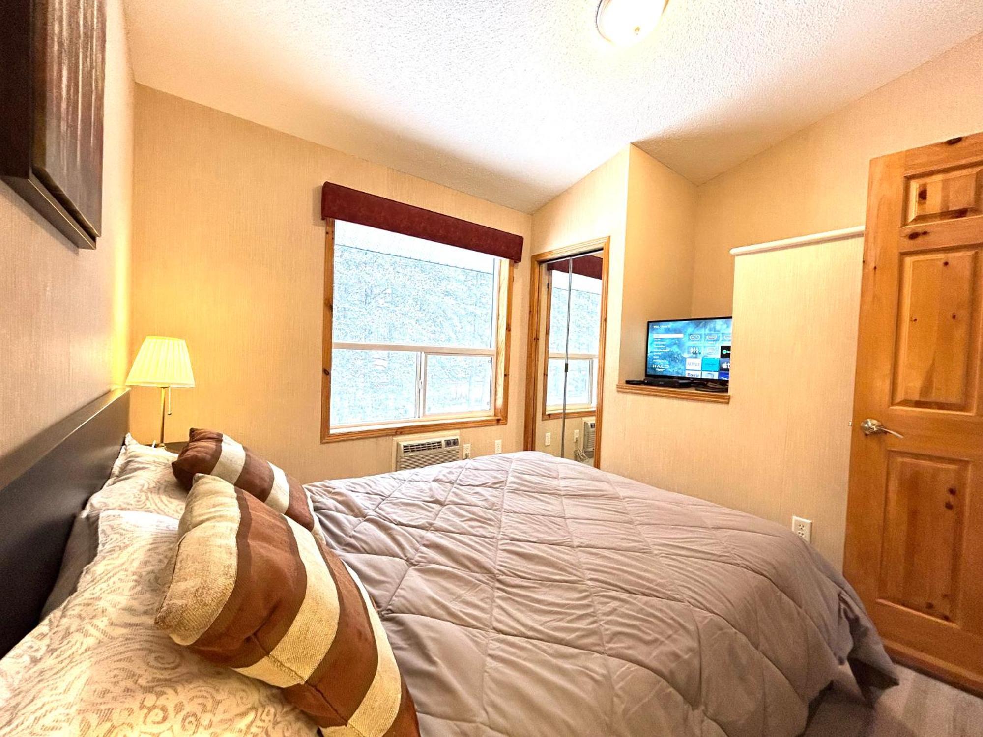 Banff Wood Lodge Canmore Zewnętrze zdjęcie