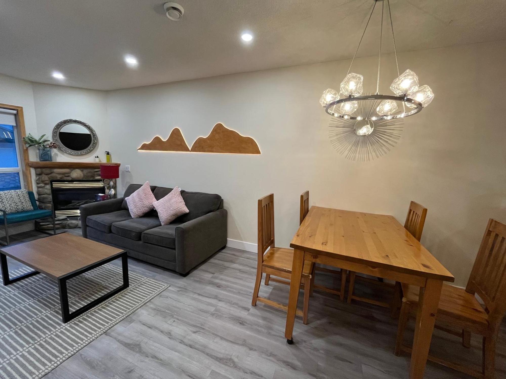 Banff Wood Lodge Canmore Zewnętrze zdjęcie