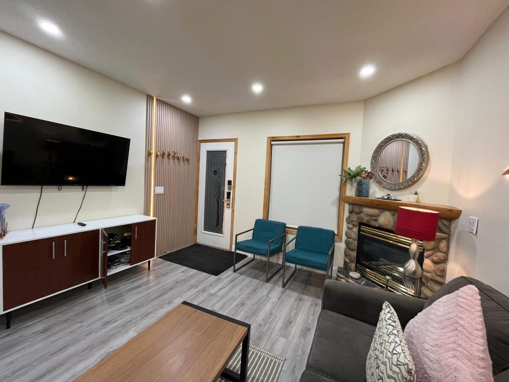 Banff Wood Lodge Canmore Zewnętrze zdjęcie