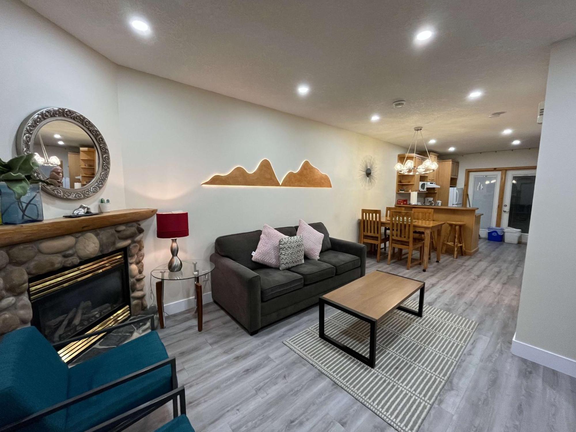 Banff Wood Lodge Canmore Zewnętrze zdjęcie