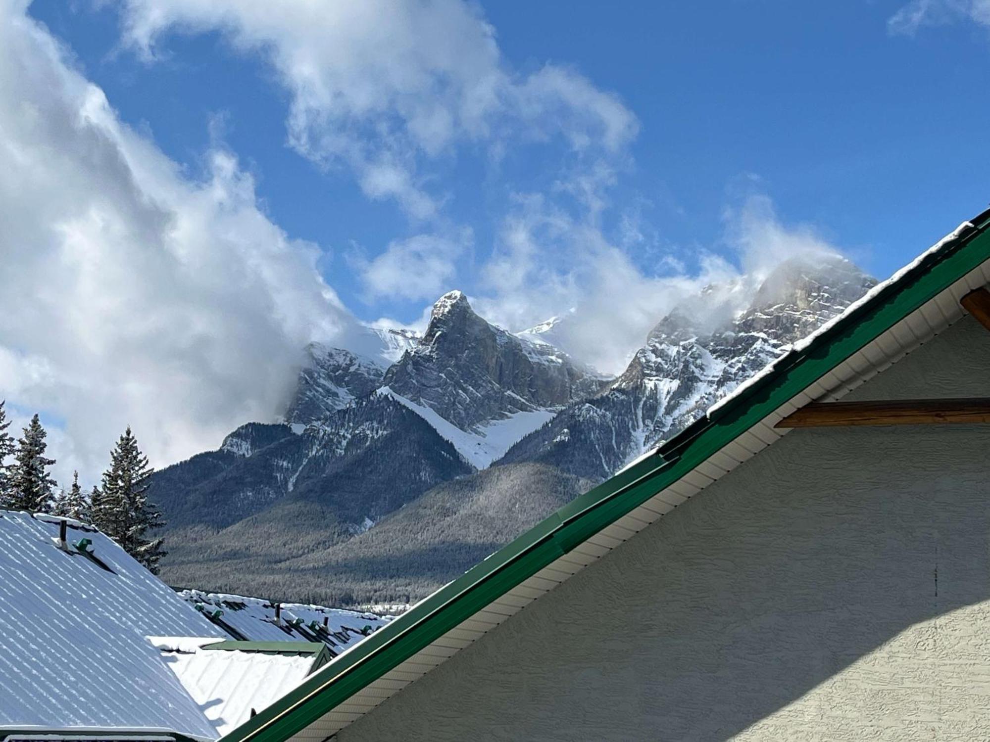Banff Wood Lodge Canmore Zewnętrze zdjęcie