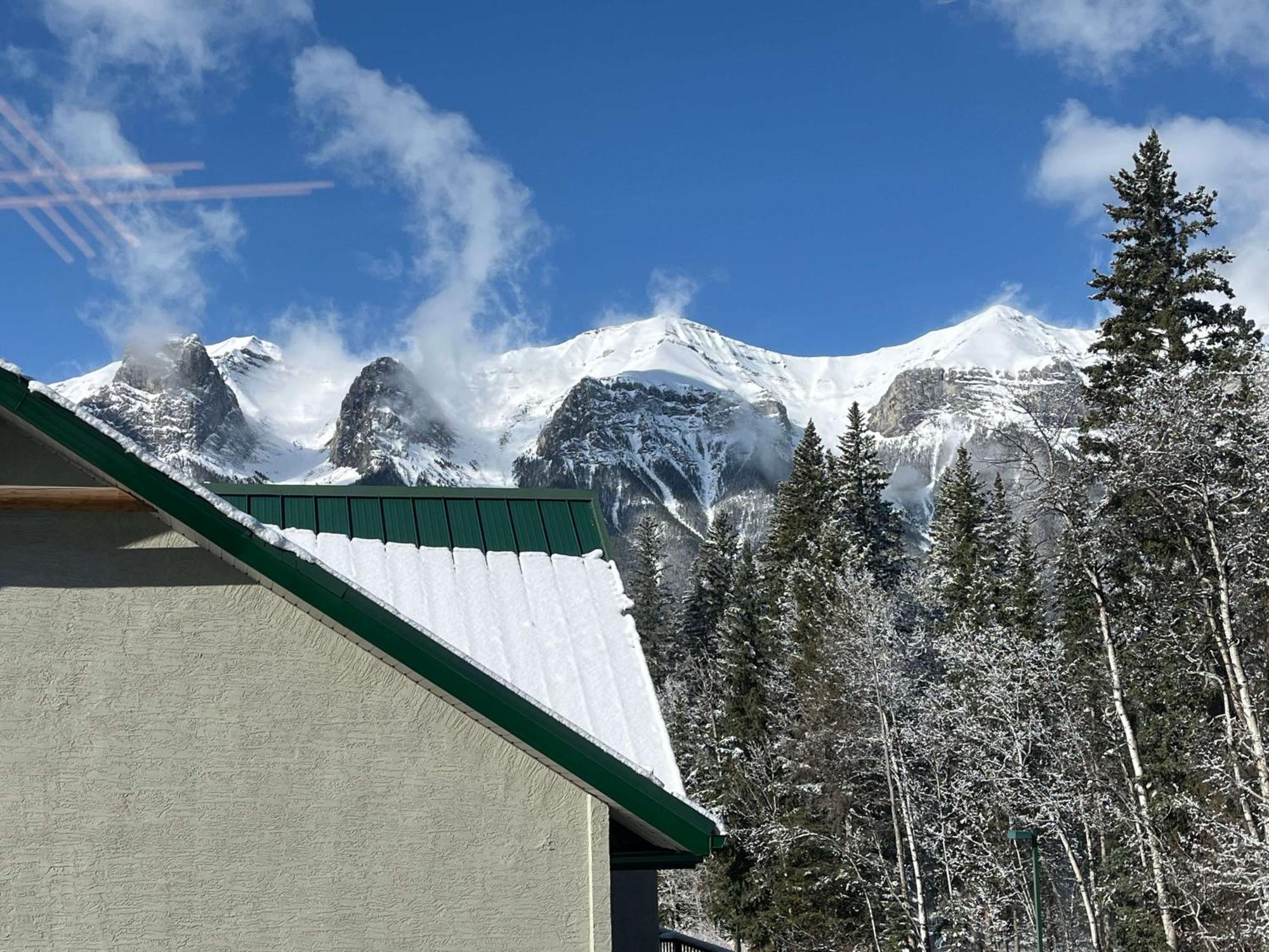 Banff Wood Lodge Canmore Zewnętrze zdjęcie